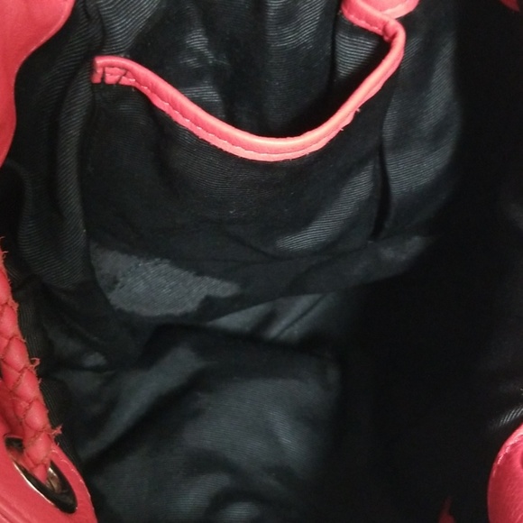 Charles David Red Kennedy Crossbody Bucket Bag - Picture 8 of 8